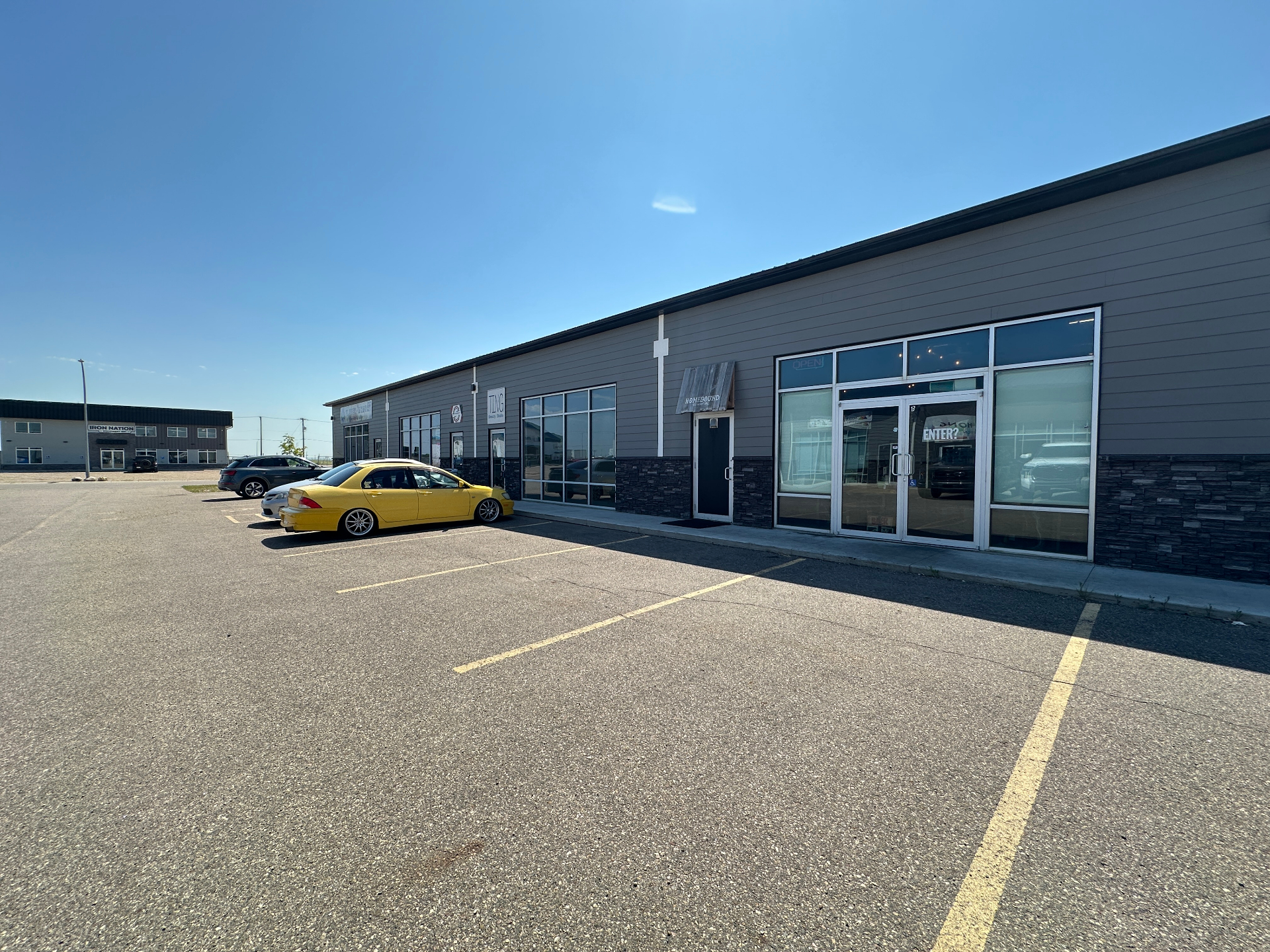 Warman 商业园区 · 1211 Boucher Avenue #14 单元 | 售价 $264,900——林与唐地产 - 2